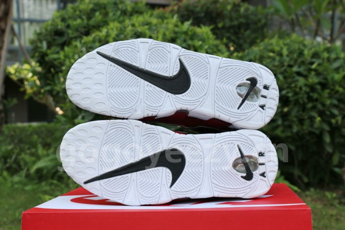 Authentic Nike Air More Uptempo “Chicago Bulls”