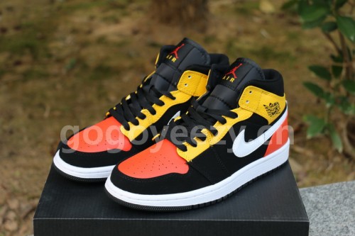 Authentic Air Jordan 1 Mid “Raygun”