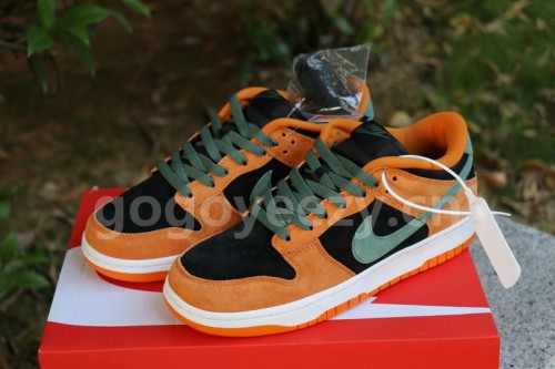 Authentic Nike Dunk Low SP “Ceramic”