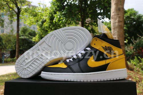 Authentic Air Jordan 1  “Homage To Home” Black Yellow GS