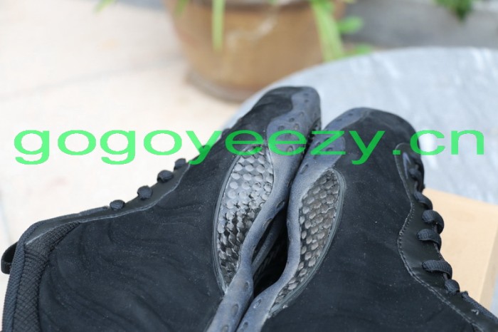 Nike Air Foamposite One “Triple Black”