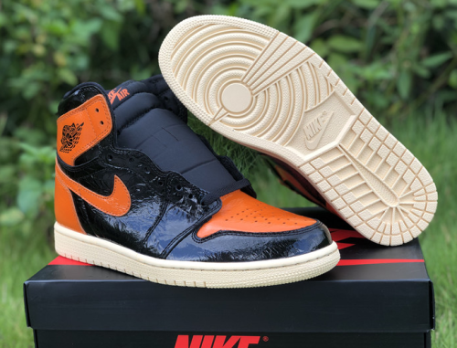 Authentic Air Jordan 1 Retro High OG “Shattered Backboard 3.0”  GS