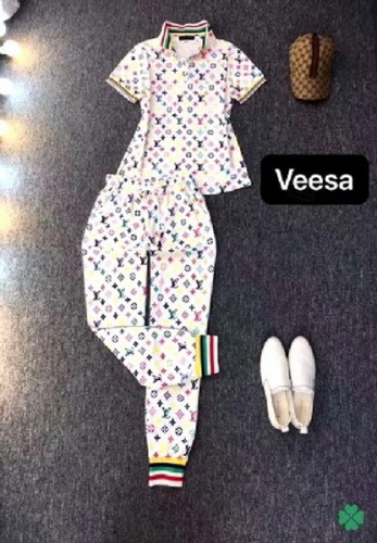 LV women suit-021