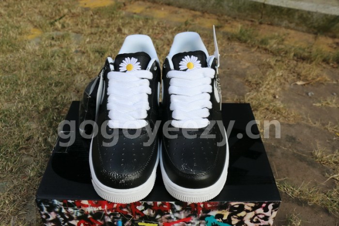Authentic PEACEMINUSONE x Nike Air Force 1“Para-noise”