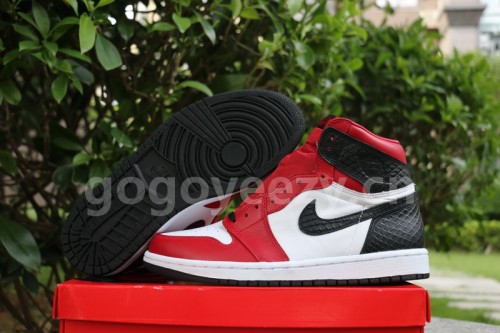 Authentic Air Jordan 1 High OG WMNS “Satin Snake”  GS