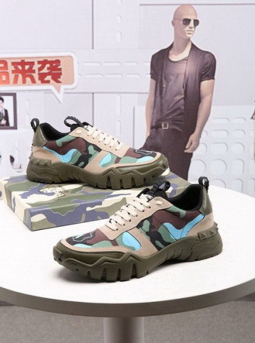 V men shoes 1：1 quality-012