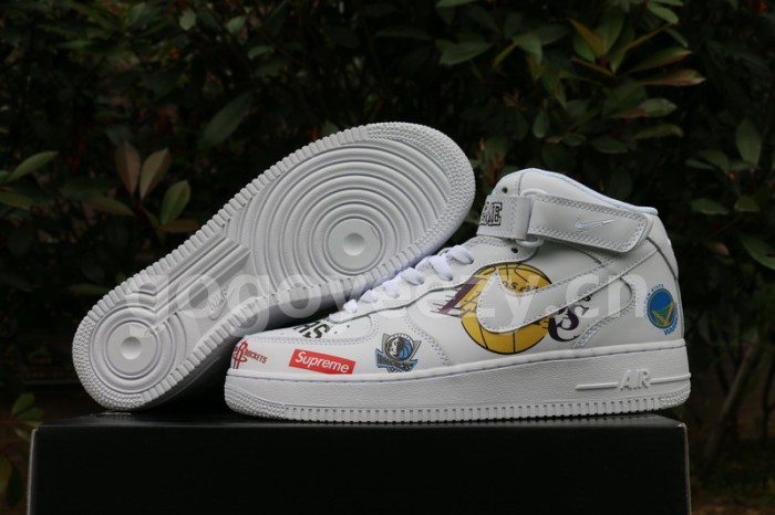 Authentic Supreme x NBA x Nike Air Force 1 Mid White