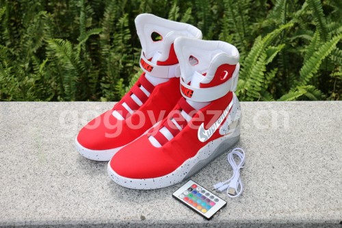 Authentic Supreme X Nike Air Mag