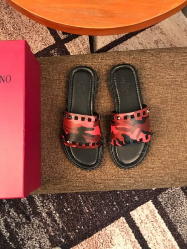 VT Men slippers AAA-025