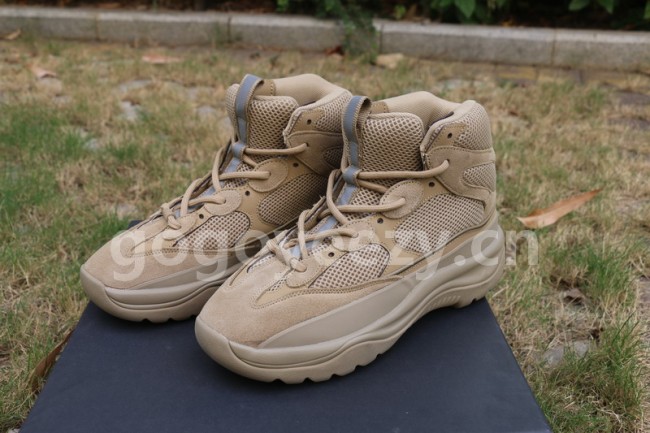 Authentic Yeezy Desert Boot​ Rock