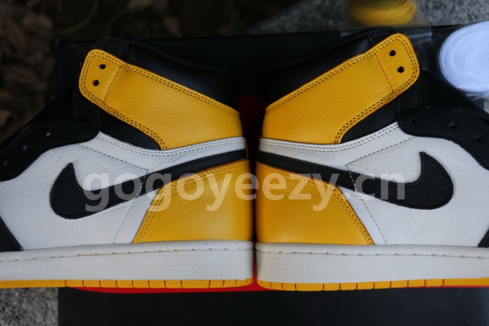 Authentic Air Jordan 1 Yellow Toe