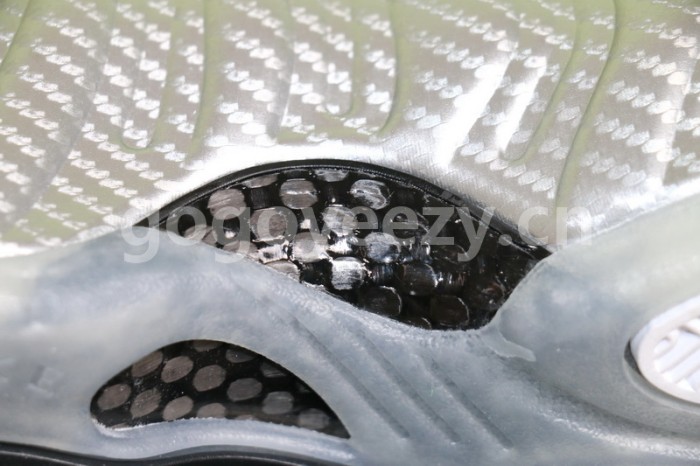 Authentic Nike Air Foamposite Pro “Silver Surfer”