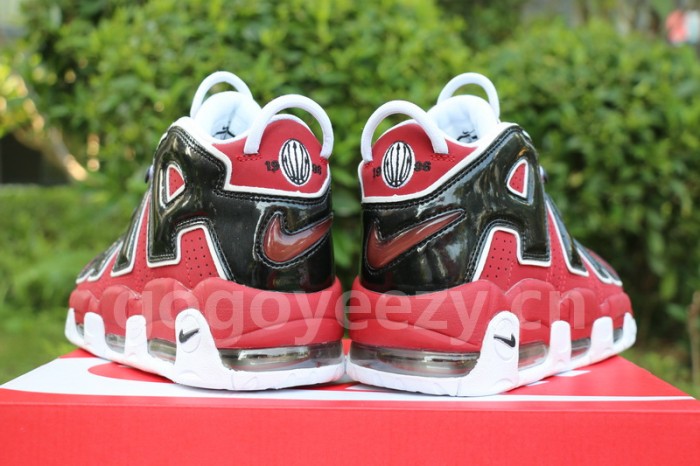 Authentic Nike Air More Uptempo “Chicago Bulls”
