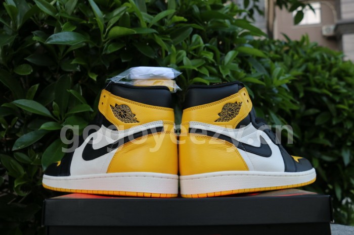 Authentic Air Jordan 1 Yellow Toe
