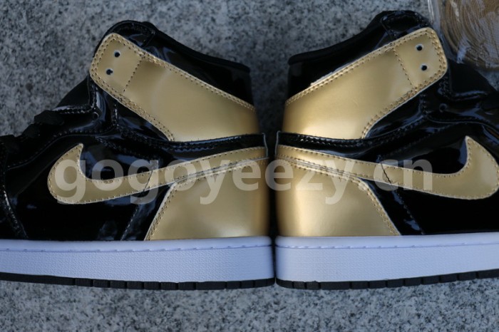 Authentic Air Jordan 1 Gold Toe