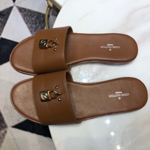 LV Sandals 1;1 Quality-070