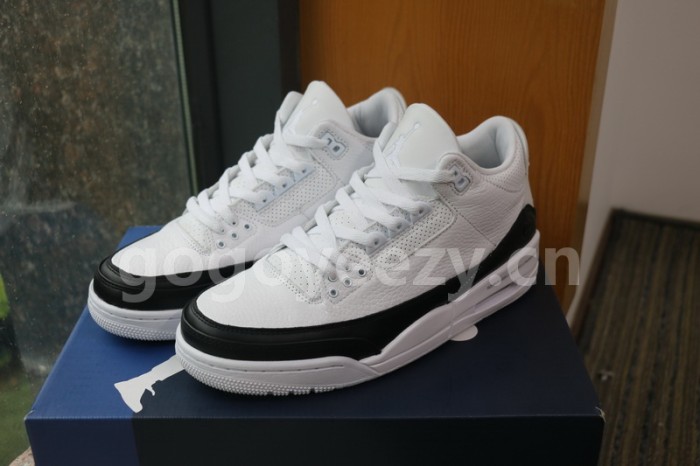 Authentic Fragment x Air Jordan 3