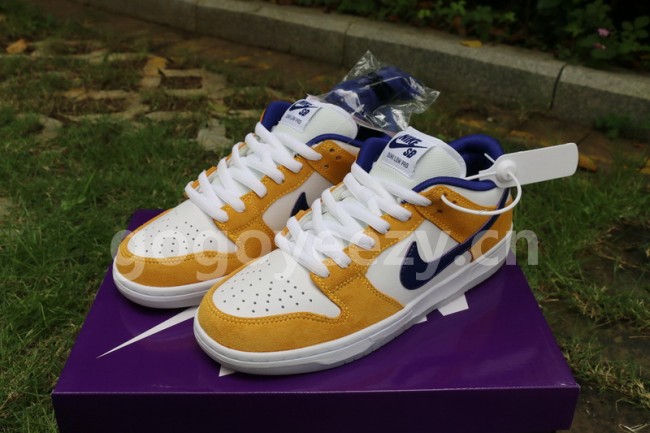 Authentic  Nike Dunk SB Pro “Laser Orange”