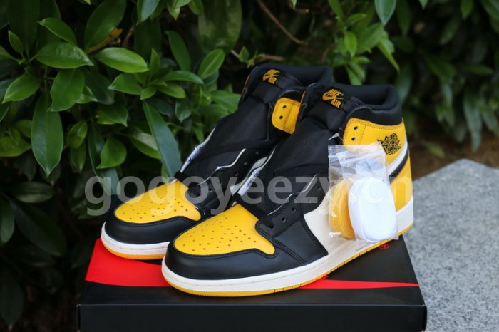 Authentic Air Jordan 1 Yellow Toe
