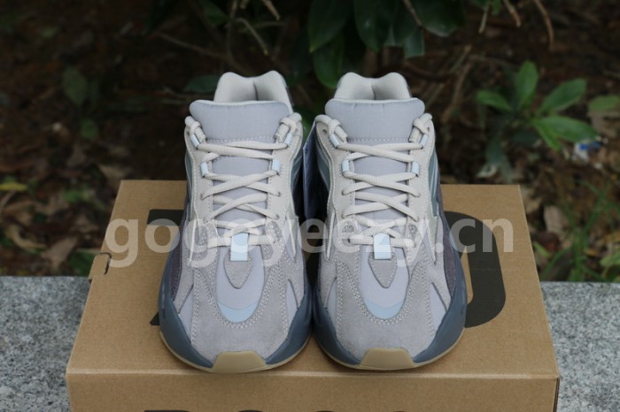 Authentic Yeezy 700 Boost Tephra