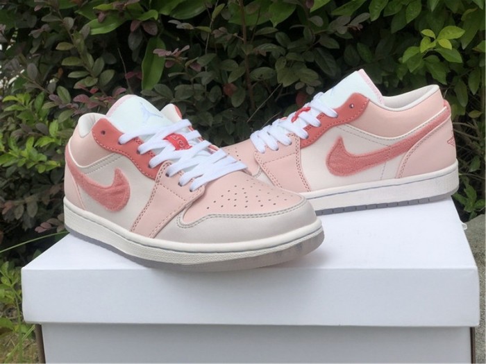 Authentic Air Jordan 1  Low SE Pink