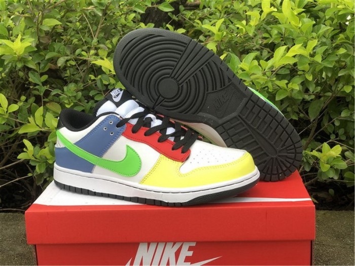 Authentic Nike Dunk Low Green Strike