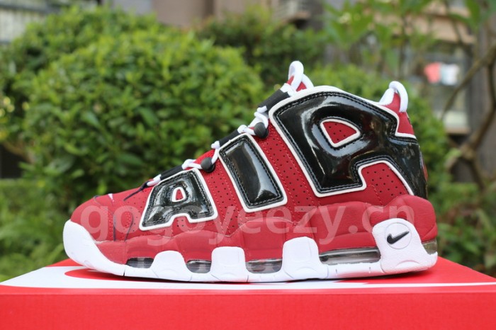 Authentic Nike Air More Uptempo “Chicago Bulls”