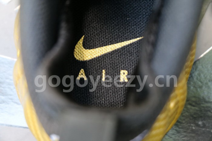 Authentic Air Foamposite Pro “Metallic Gold”