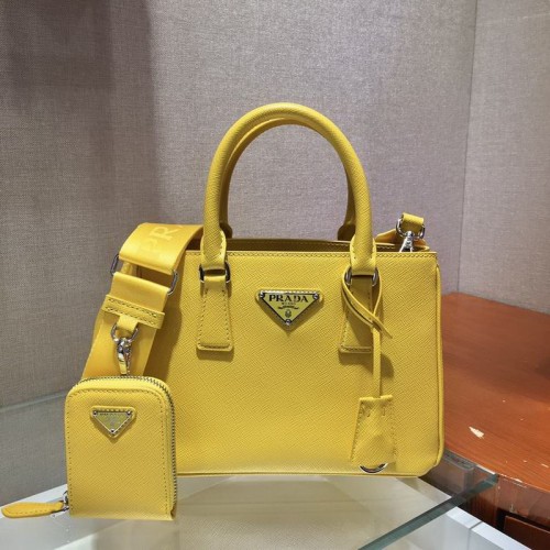 Prada Handbags AAA-119