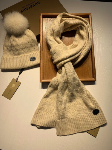 Burberry Wool Cap Scarf AAA-028