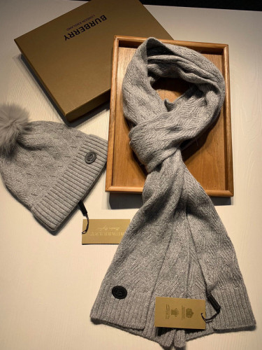 Burberry Wool Cap Scarf AAA-029