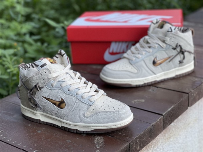 Authentic Bodega x Nike Dunk High Legend