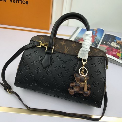 LV Hangbags AAA Women-863