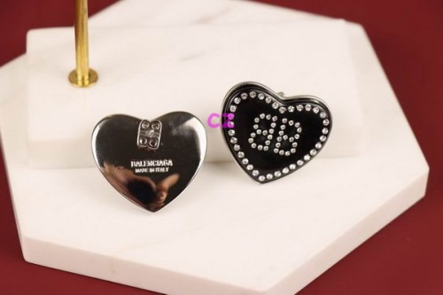 B Earring-049