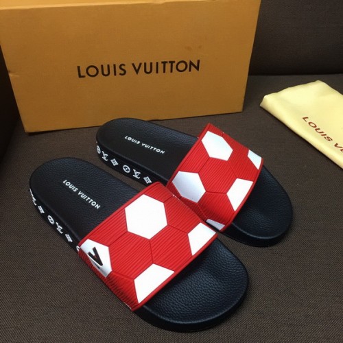 LV women slippers AAA-313