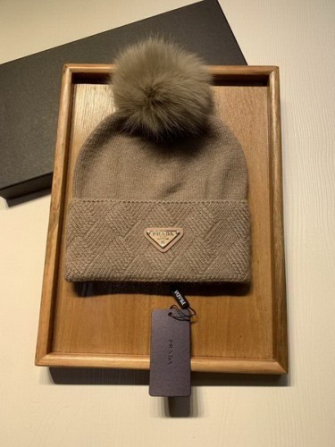 Prada Wool Cap Scarf AAA-072