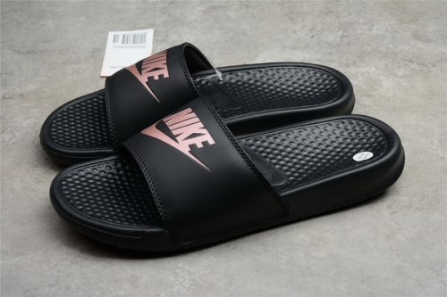 Men slippers-102