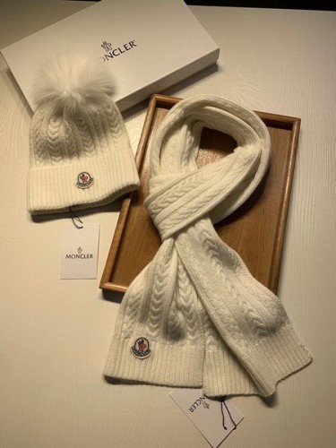 Moncler Wool Cap Scarf AAA-320