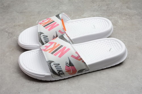 Men slippers-110