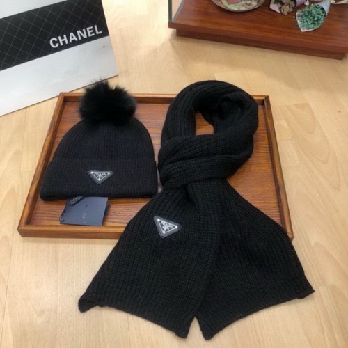 Prada Wool Cap Scarf AAA-075