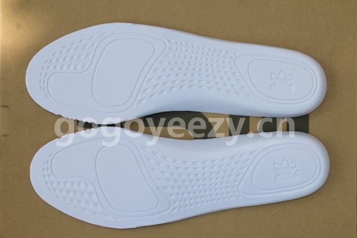 Authentic AD Yeezy 350 Boost V2 Zebra