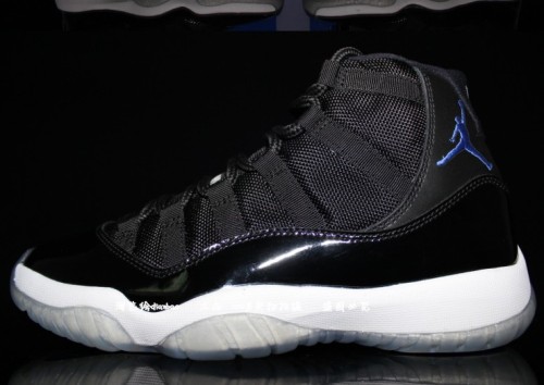 Authentic jordan 11 space jams(Christmas sale )
