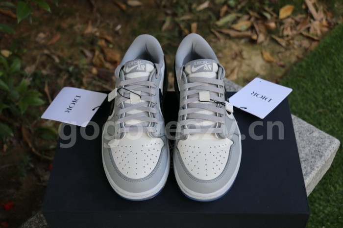 Authentic Dior x Ai Jordan 1 Low Top (with dior boxes)