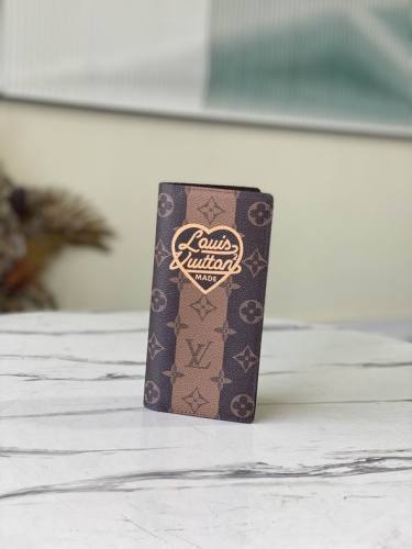 Super Perfect LV Wallet-444