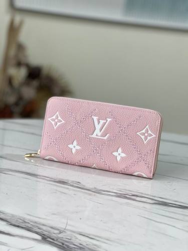 Super Perfect LV Wallet-452