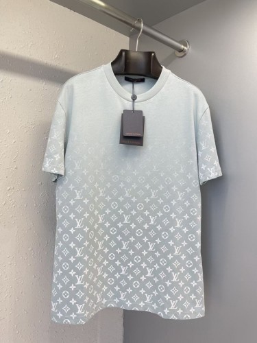 LV Short Shirt High End Quality-607