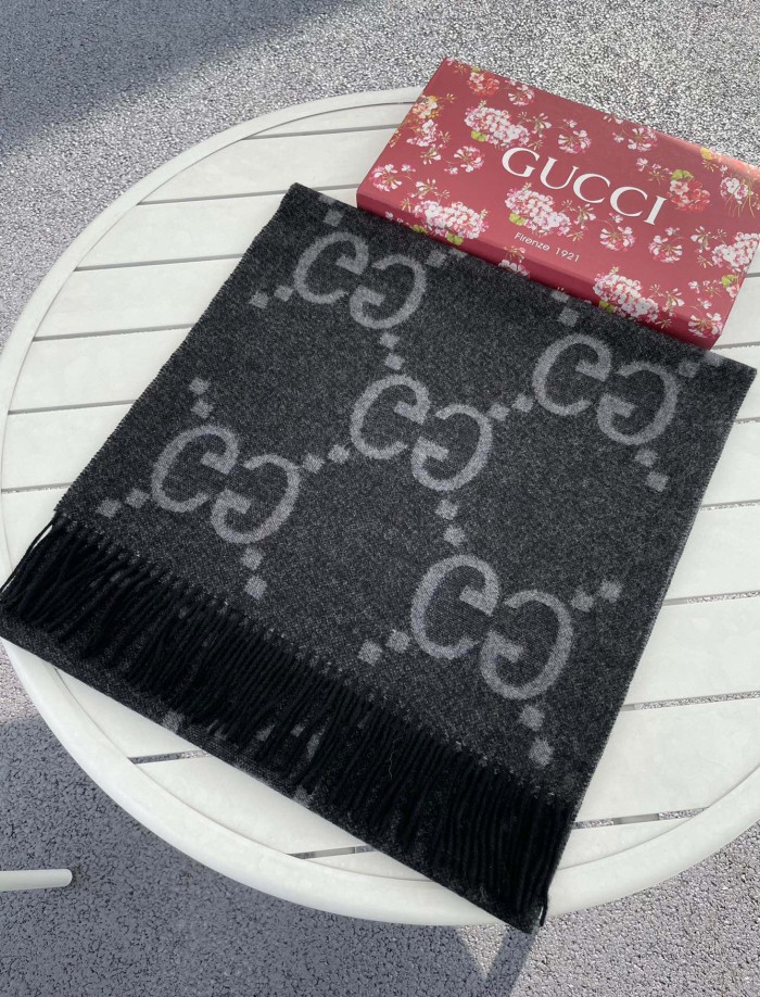 G Wool Scarf High End-048