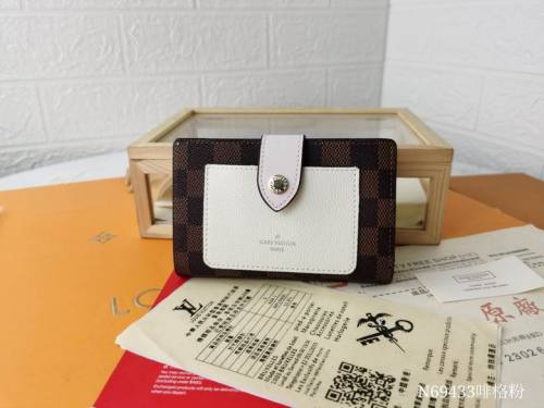 Super Perfect LV Wallet-608