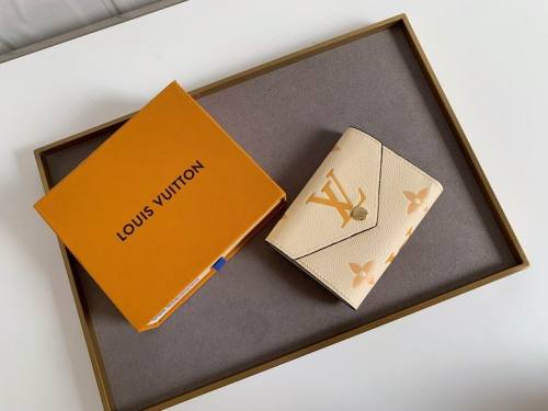 Super Perfect LV Wallet-549