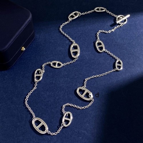 Van Cleef & Arpels Necklace-097